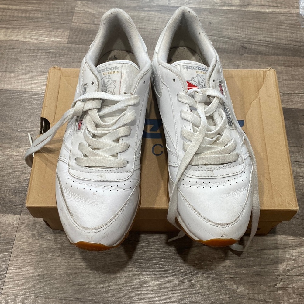 Women’s Reebok Classic Sneakers
